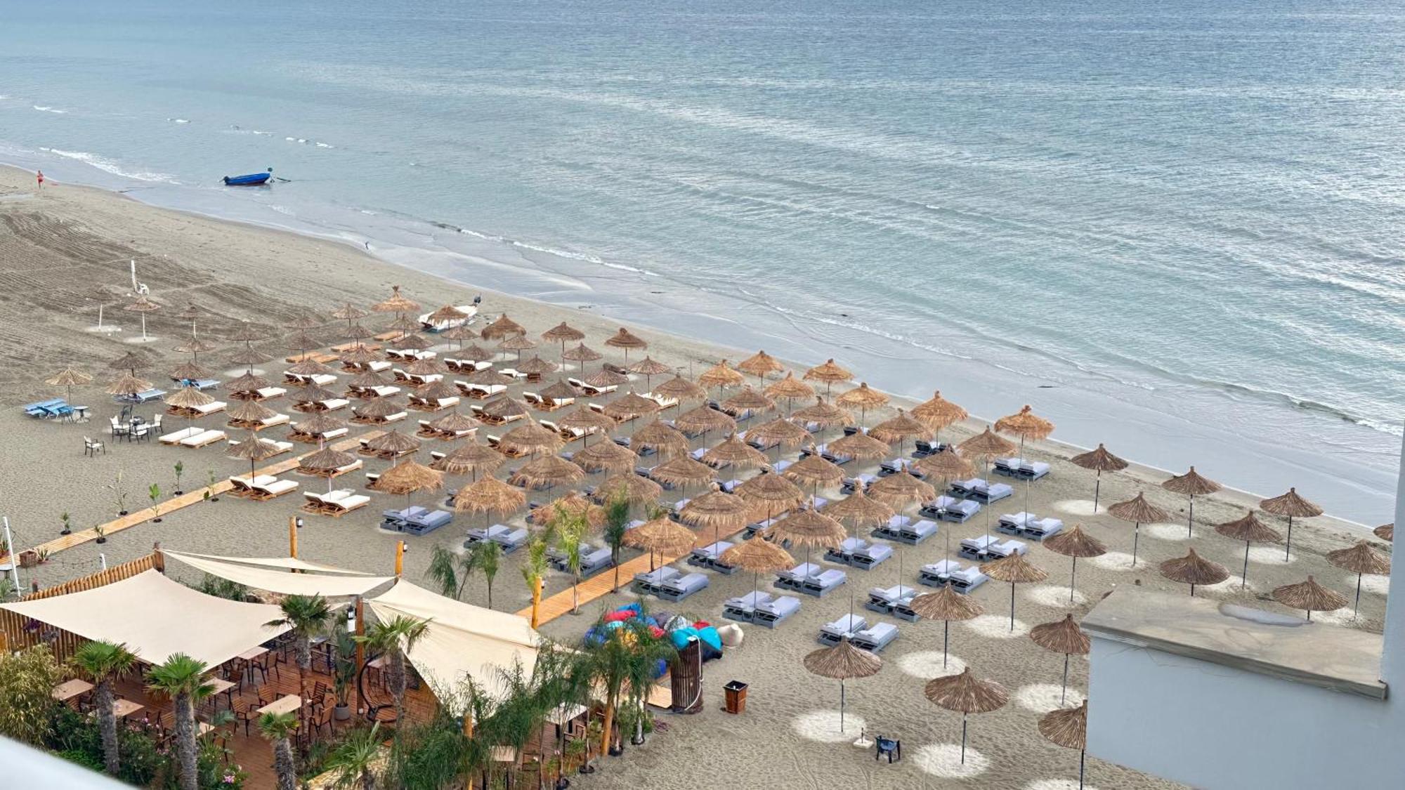 Vlorë Oasis Residence מראה חיצוני תמונה