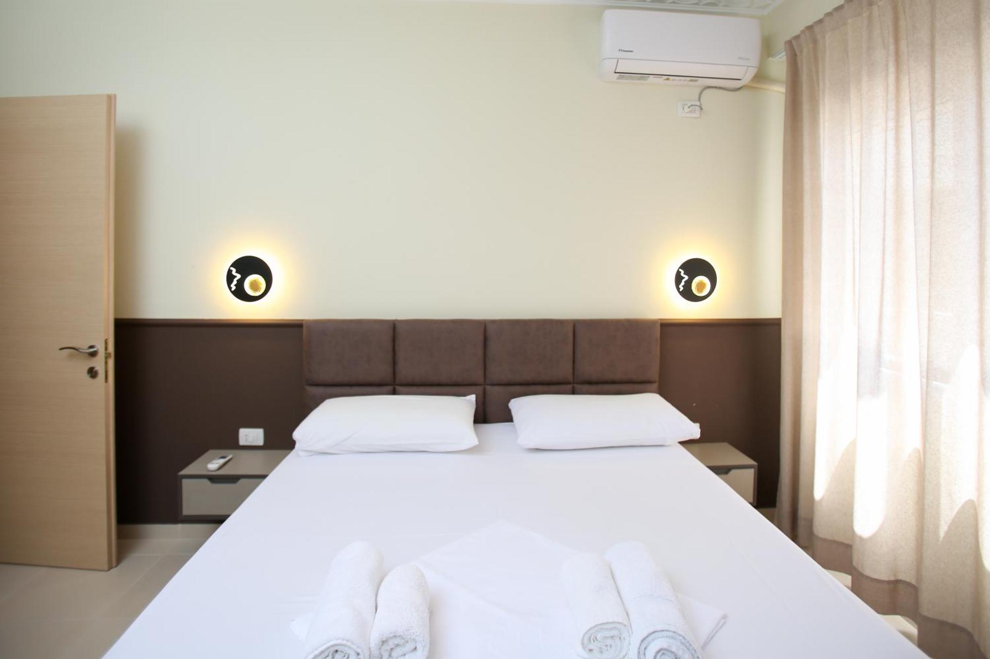 Vlorë Oasis Residence מראה חיצוני תמונה