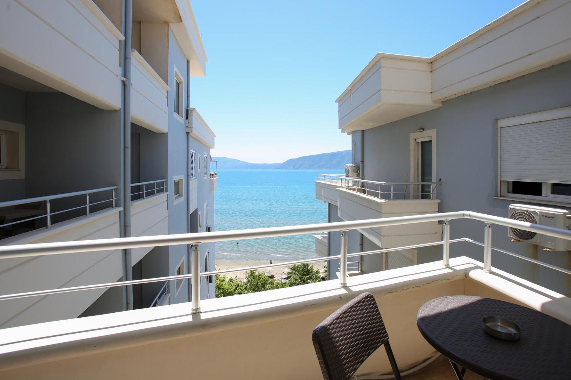 Vlorë Oasis Residence מראה חיצוני תמונה