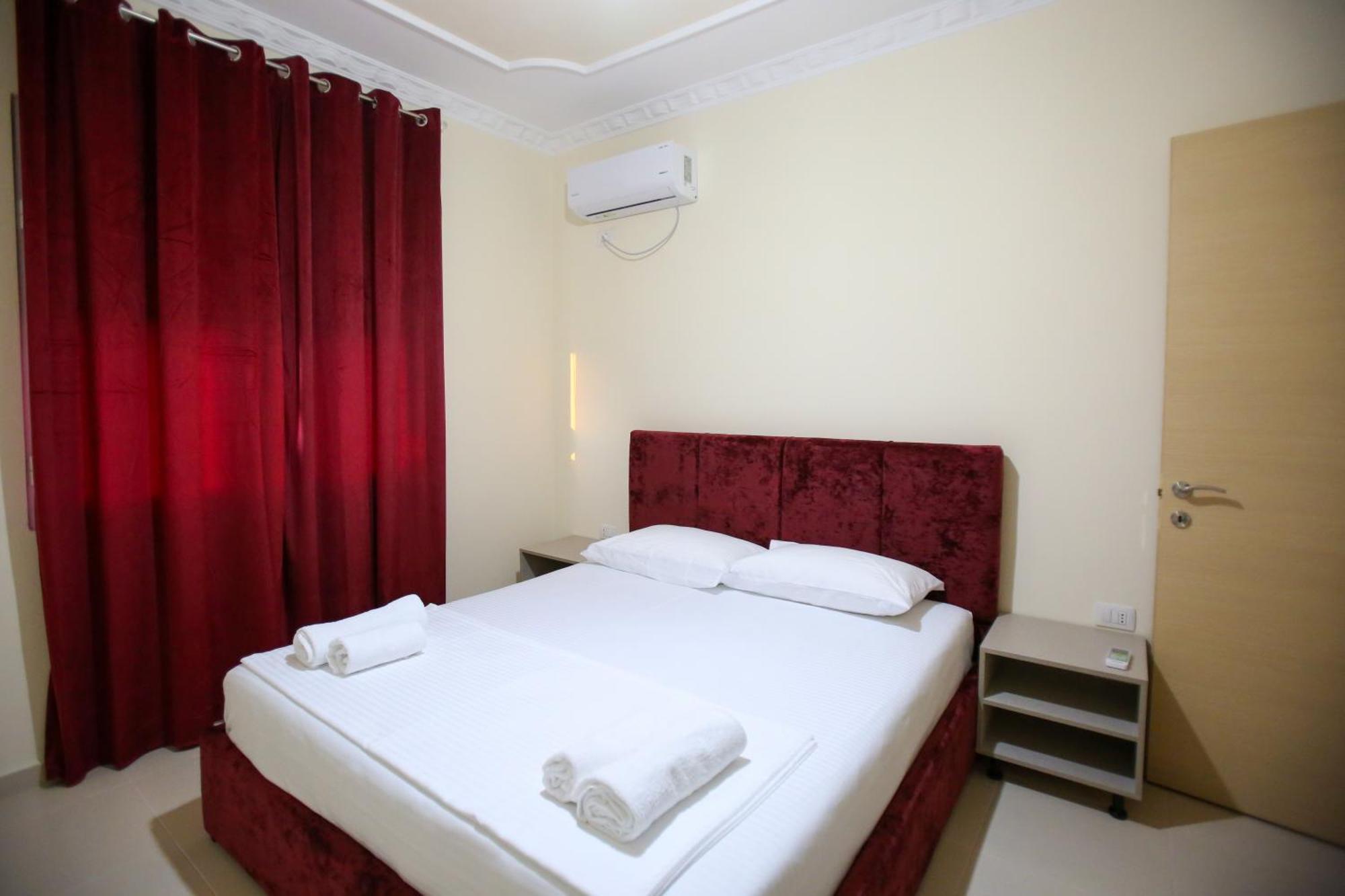Vlorë Oasis Residence מראה חיצוני תמונה